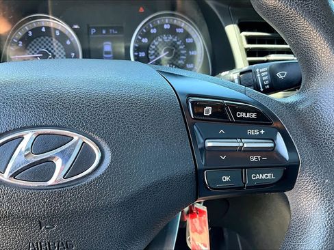 Used 2020 Hyundai Elantra SEL w/ Cargo Package (C1) FWD image 23