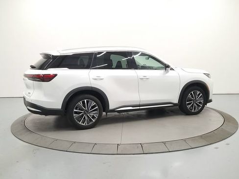 Used 2026 INFINITI QX60 Luxe FWD image 8