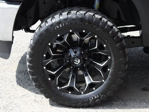 Used 2016 Ford F250 XLT w/ XLT Value Package image 41