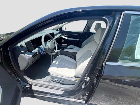 New 2026 Hyundai Sonata SEL FWD image 14