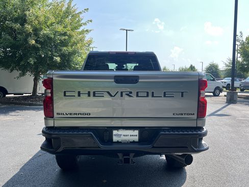 New 2026 Chevrolet Silverado 2500 Custom w/ Custom Value Package AWD/4WD image 8