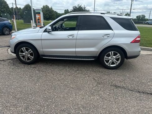 Used 2015 Mercedes-Benz ML 350 4MATIC image 6
