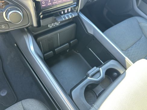 Used 2025 RAM 1500 Big Horn image 32