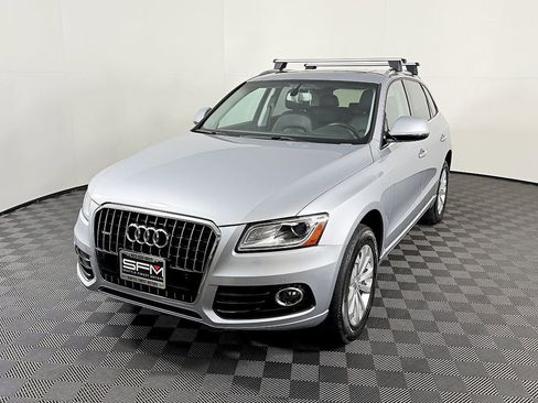 Used 2016 Audi Q5 2.0T Premium Plus w/ Technology Package image 2