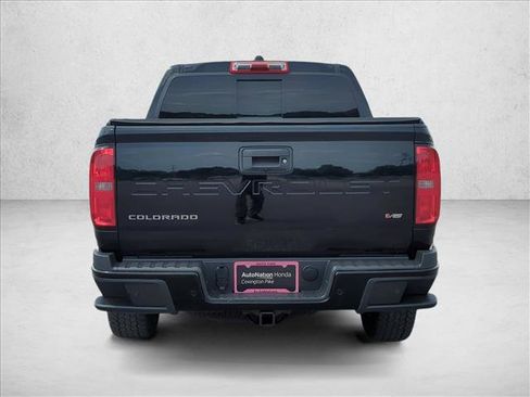 Used 2021 Chevrolet Colorado Z71 w/ Safety Package AWD/4WD image 7