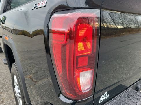 New 2026 GMC Sierra 2500 Pro w/ X31 Off-Road Package image 15