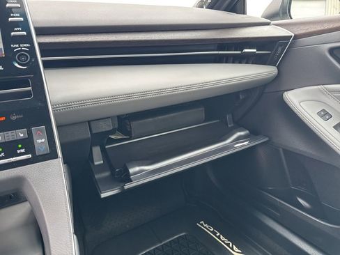 Used 2020 Toyota Avalon Limited w/ Advanced Safety Package FWD image 26