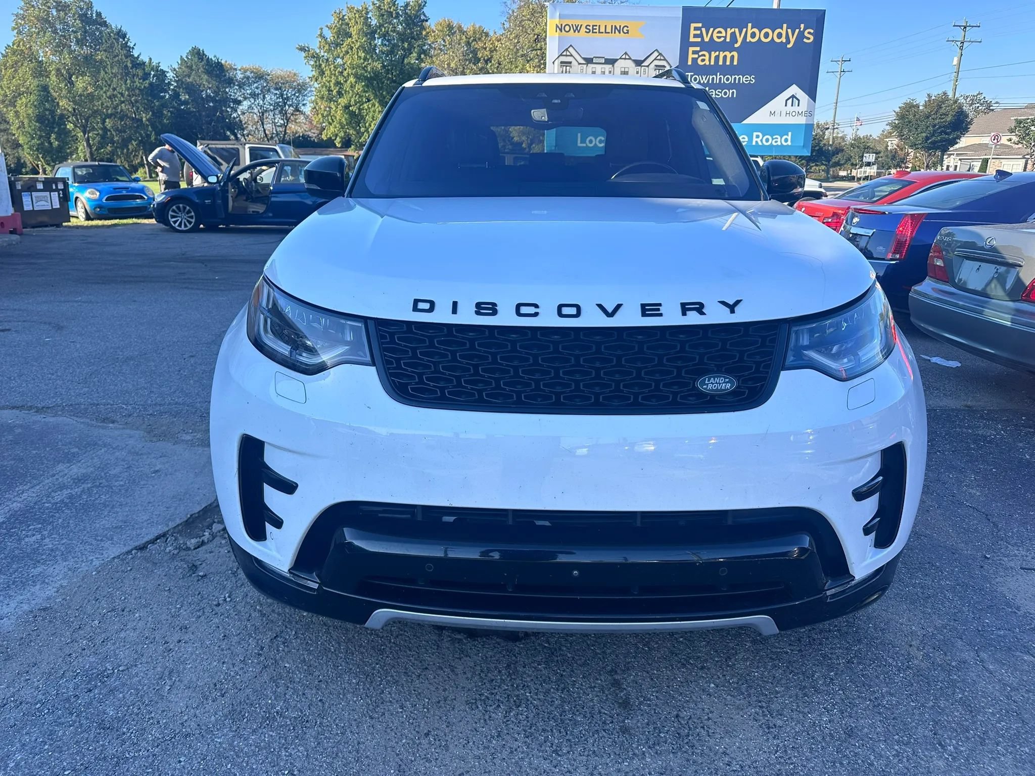 Used 2018 Land Rover Discovery HSE Luxury AWD/4WD image 11