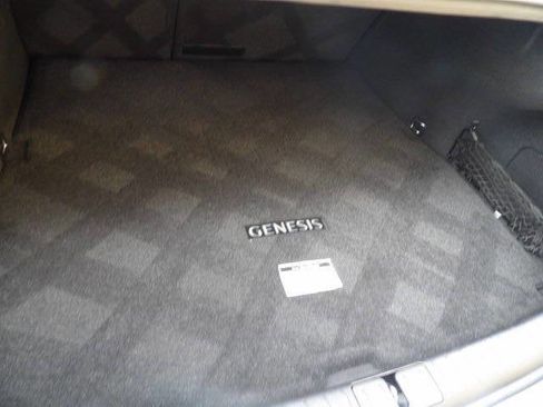 Used 2024 Genesis G70 2.5T w/ Sport Prestige Package image 29