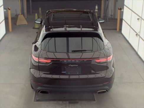 Used 2019 Porsche Cayenne AWD/4WD image 7