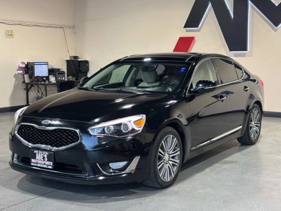 Used 2014 Kia Cadenza Premium w/ Luxury Package
