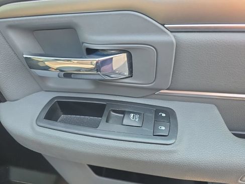 Used 2018 RAM 1500 Big Horn AWD/4WD image 33