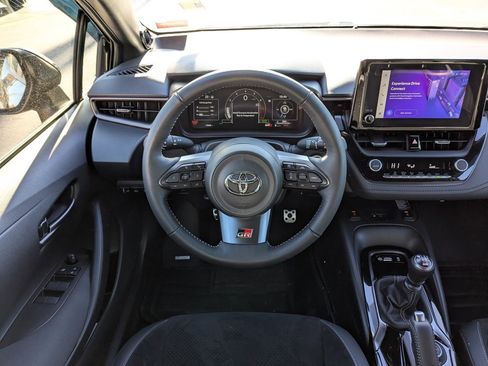 Used 2024 Toyota Corolla Premium image 16