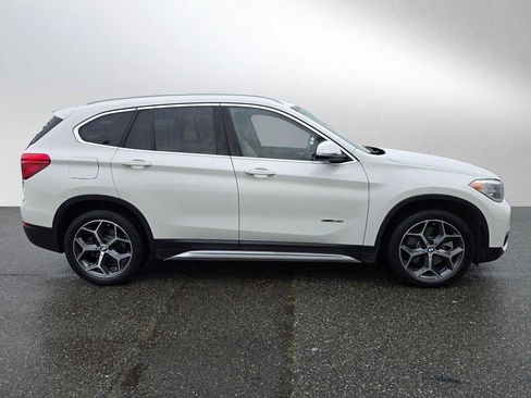 Used 2018 BMW X1 xDrive28i image 2