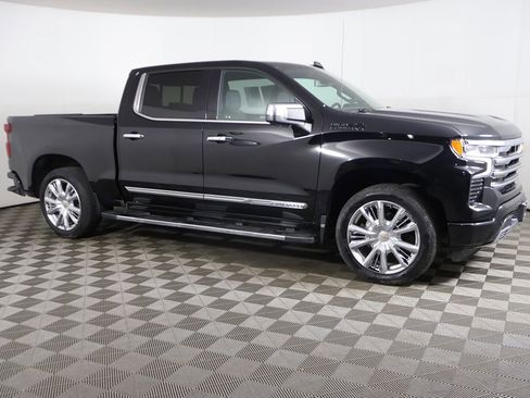 Used 2023 Chevrolet Silverado 1500 High Country w/ LPO, Dark Essentials Package AWD/4WD image 18