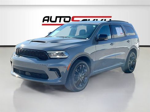 Used 2024 Dodge Durango GT image 3