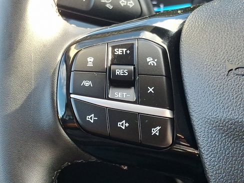 Certified 2022 Ford Escape SEL image 21