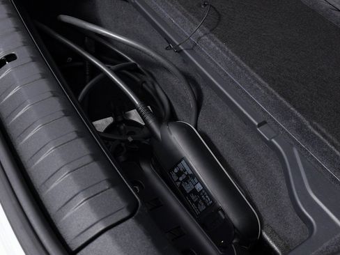 Used 2023 Porsche Taycan 4 Cross Turismo image 53