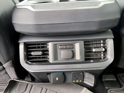 Used 2025 Ford F150 Platinum w/ Equipment Group 702A High AWD/4WD image 20