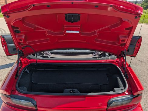 Used 1994 Chevrolet Camaro Z28 RWD image 83