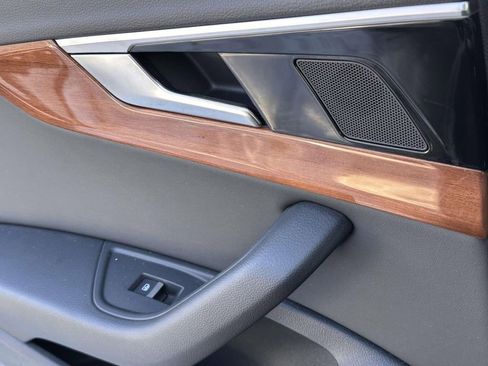 Used 2023 Audi A4 2.0T Premium w/ Convenience Package image 18