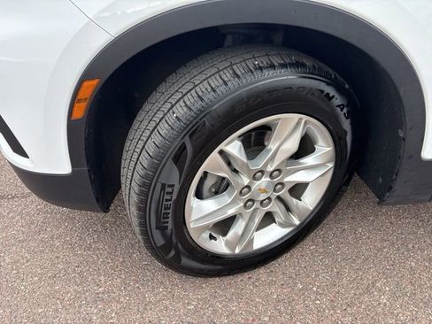 Used 2020 Chevrolet Blazer LT w/ Sound & Technology Package image 3