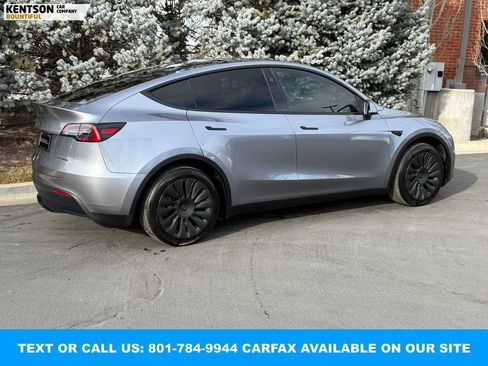 Used 2024 Tesla Model Y Long Range image 10