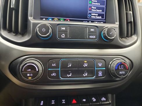 Used 2022 Chevrolet Colorado ZR2 image 16