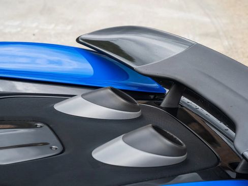 Used 2019 McLaren 600LT RWD image 17