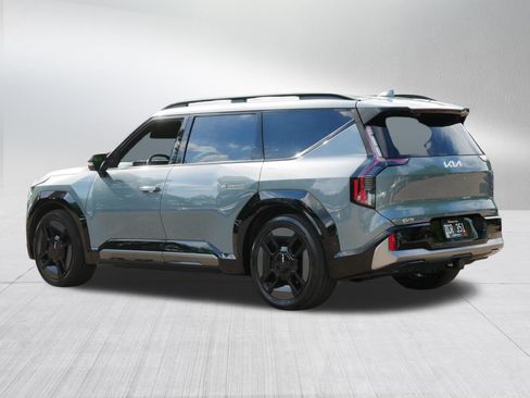 Certified 2024 Kia EV9 GT-Line AWD/4WD image 5