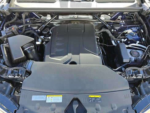 New 2025 Audi Q5 Premium image 31