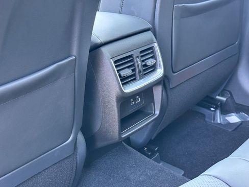 New 2025 INFINITI QX50 Luxe image 19