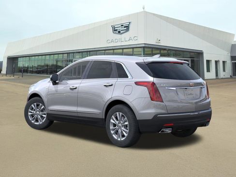 New 2026 Cadillac XT5 Luxury w/ LPO, Floor Liner Package FWD image 3