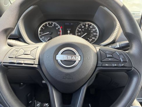 Used 2025 Nissan Sentra S FWD image 20