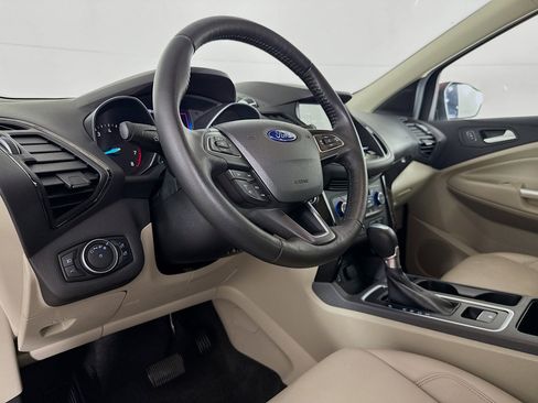 Used 2017 Ford Escape Titanium image 22