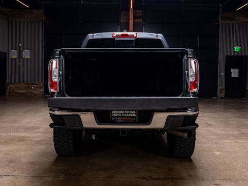 Used 2017 GMC Canyon SLT w/ Driver Alert Package AWD/4WD image 8