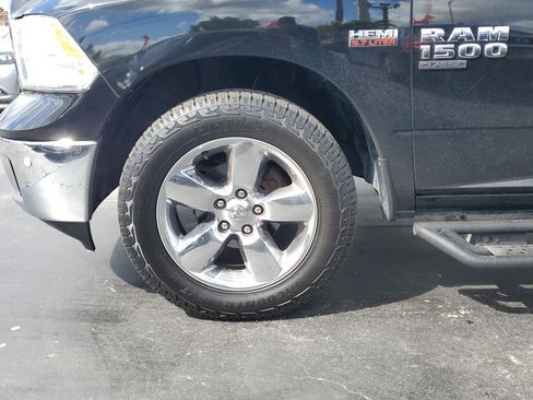 Used 2019 RAM 1500 Big Horn image 9