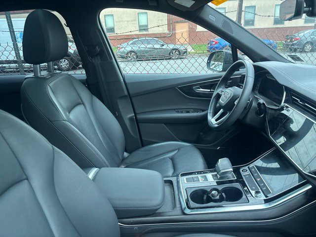 Used 2023 Audi Q7 2.0T Premium Plus w/ Premium Plus Package AWD/4WD image 10