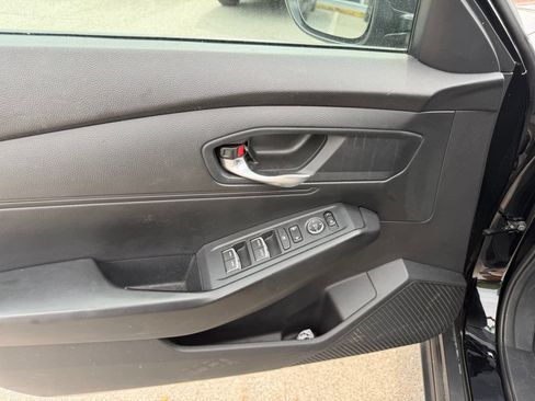 Used 2023 Honda Accord LX image 21