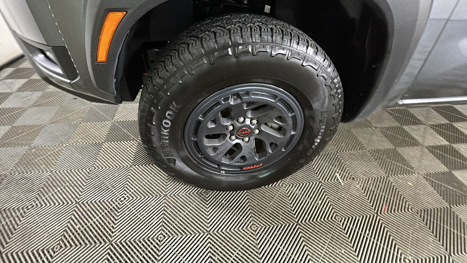 Used 2026 Nissan Frontier PRO-4X AWD/4WD image 10