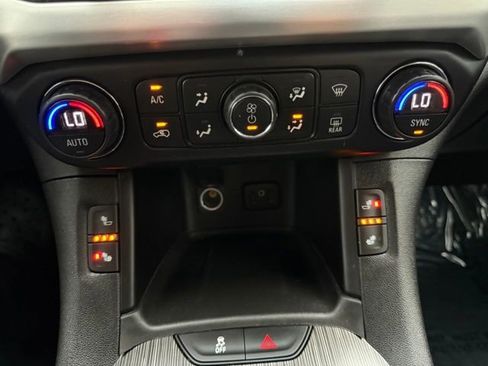 Used 2019 GMC Acadia SLT image 38