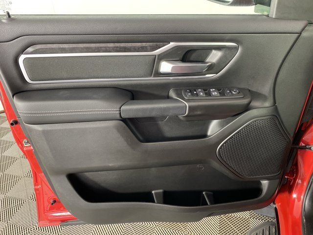 Used 2023 RAM 1500 Big Horn AWD/4WD image 14