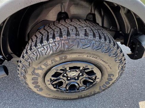 Used 2023 Ford Bronco Wildtrak AWD/4WD image 34