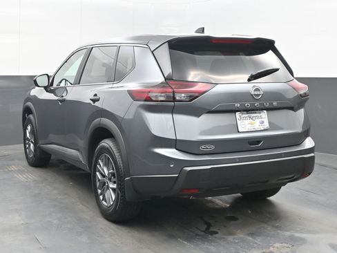 Certified 2025 Nissan Rogue S image 6