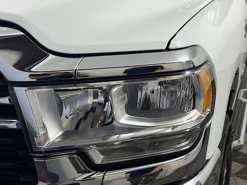 Used 2024 RAM 3500 Big Horn AWD/4WD image 11