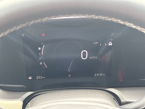Used 2024 Buick Encore GX Avenir w/ Avenir Technology Package AWD/4WD image 37