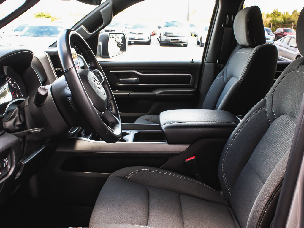 Used 2023 RAM 1500 Big Horn AWD/4WD image 30