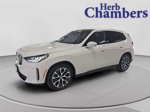 Used 2025 BMW X3 xDrive30i w/ Premium Package AWD/4WD image 10