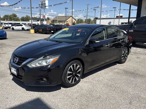 Used 2018 Nissan Altima 2.5 SL FWD image 2