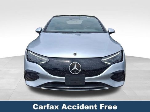 Used 2023 Mercedes-Benz EQE 500 4MATIC Sedan w/ Digital Light Package image 2